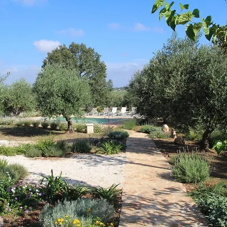 Trulli Fontanella, Con Piscina Privata בית נופש *